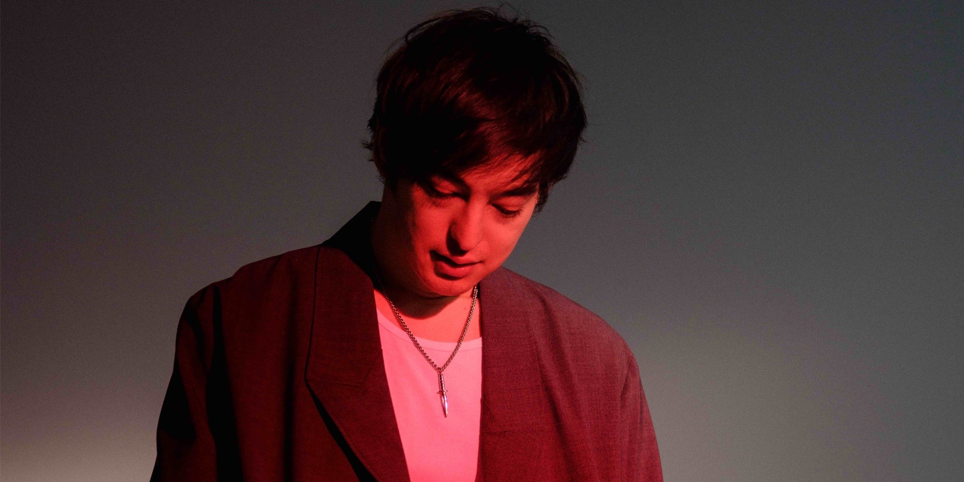 Joji to hold first online concert The Extravaganza with